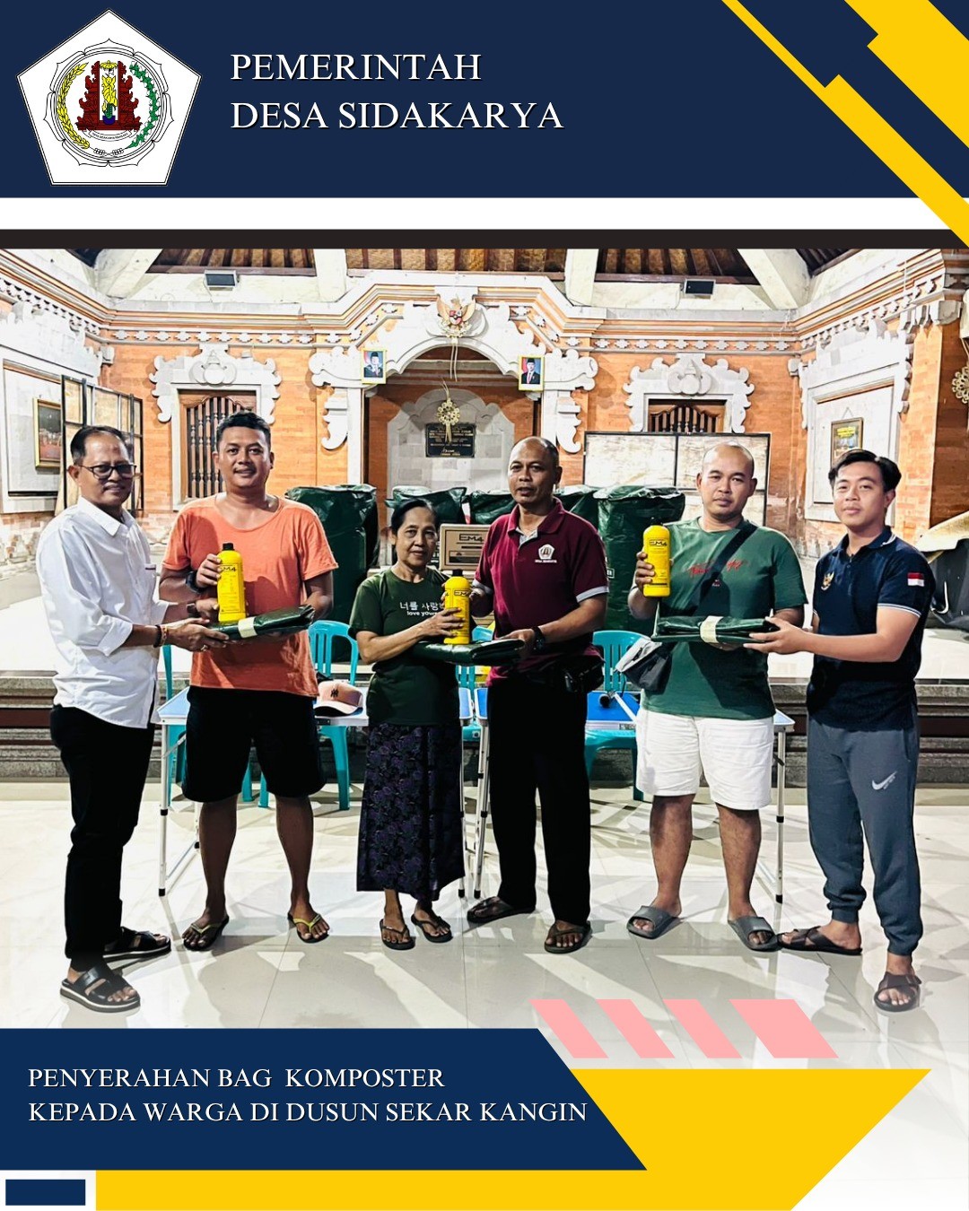 Penyerahan Bag Komposter kepada warga yang berlokasi di Dusun Sekar Kangin