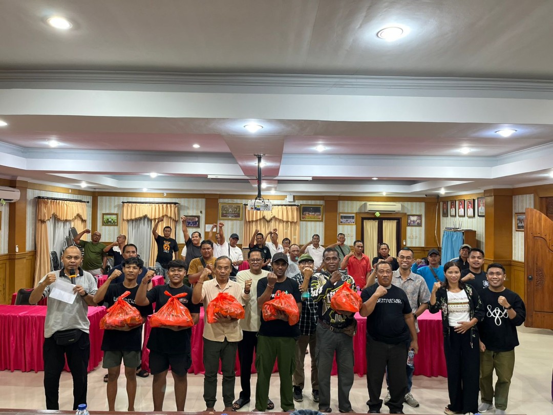 Penyerahan Bantuan Berupa Sembako dari Gereja Kebangunan Kalam Allah Indonesia Jemaat Denpasar
